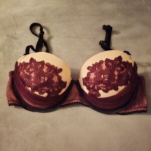 Victorias Secret Elegant Lace Overlay Bra in Burgundy